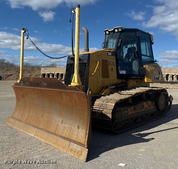 2015 Caterpillar D6K2XL dozer - DQ4228