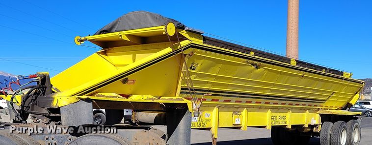 1997 Red River LB 237 live bottom trailer - DT0855