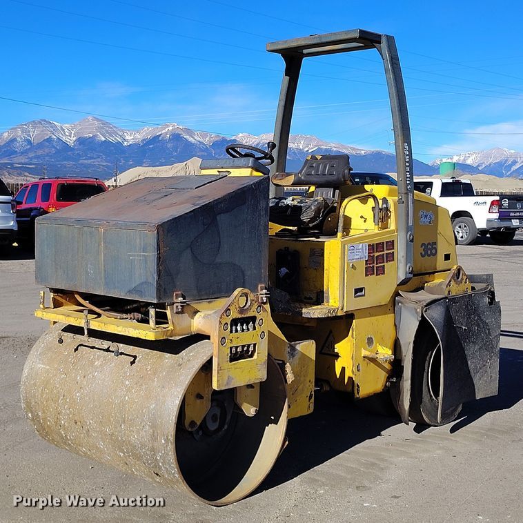 2002 Vibromax W355K double drum vibratory roller - DT0857