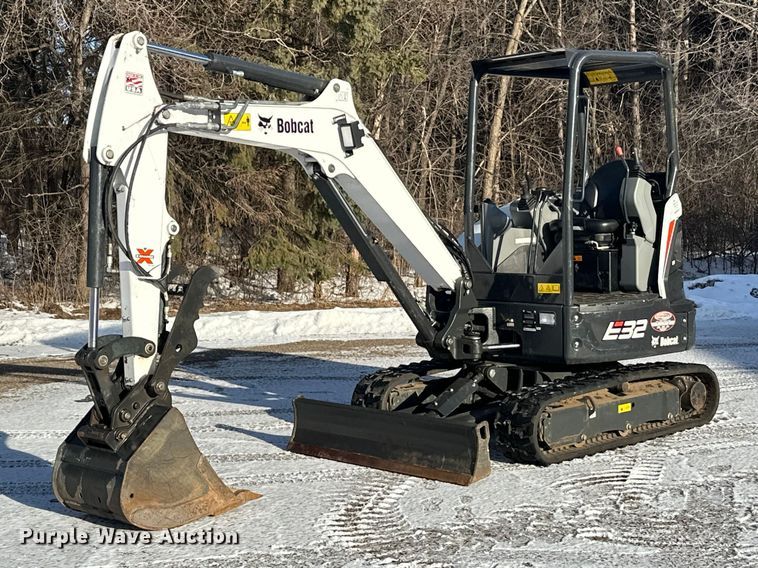 2020 Bobcat E32I mini excavator - DW4414
