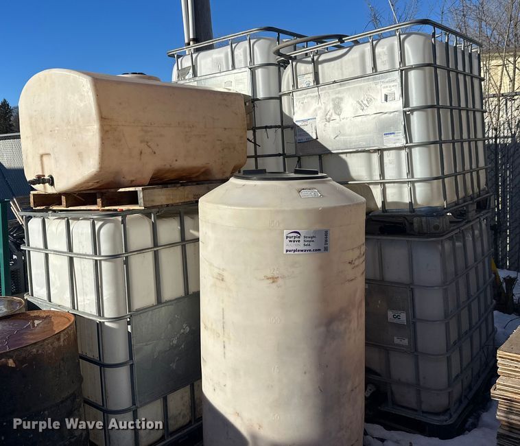 (10) poly tanks - DW4466