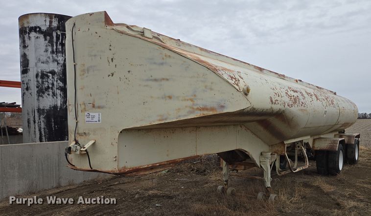 1955 TrailMobile tank trailer - EB1243