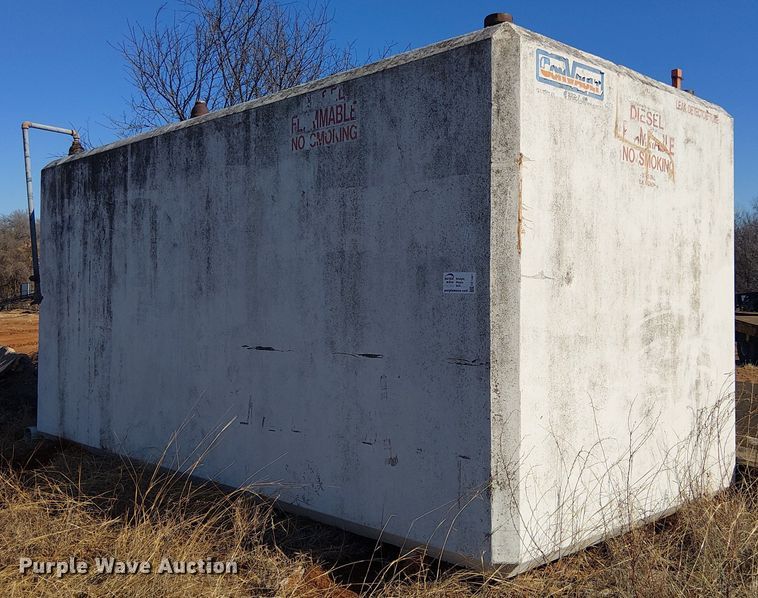 Concrete fuel tank - EE1441