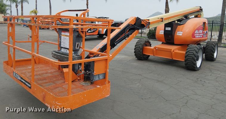 2012 JLG 600AJ boom lift - EE5136