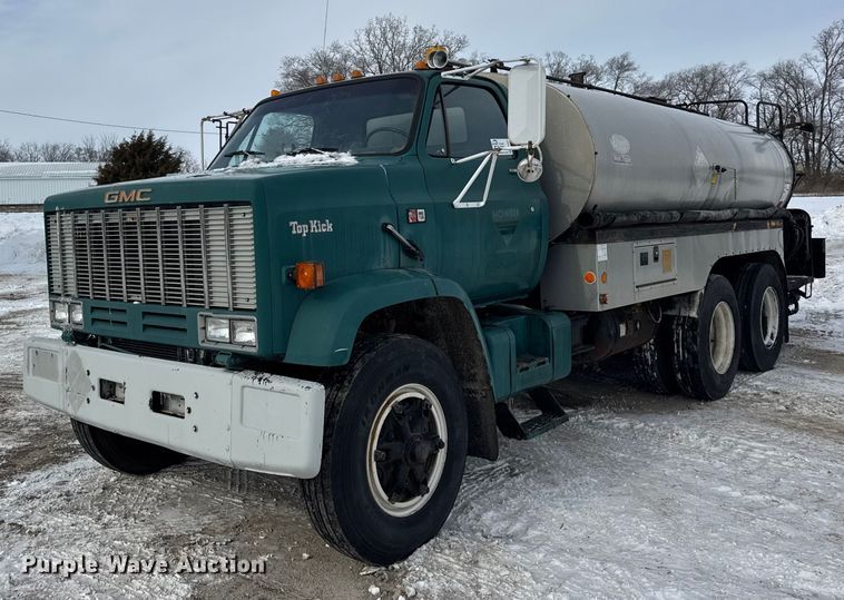 1986 GMC C7000 oil distributor truck - EF2367