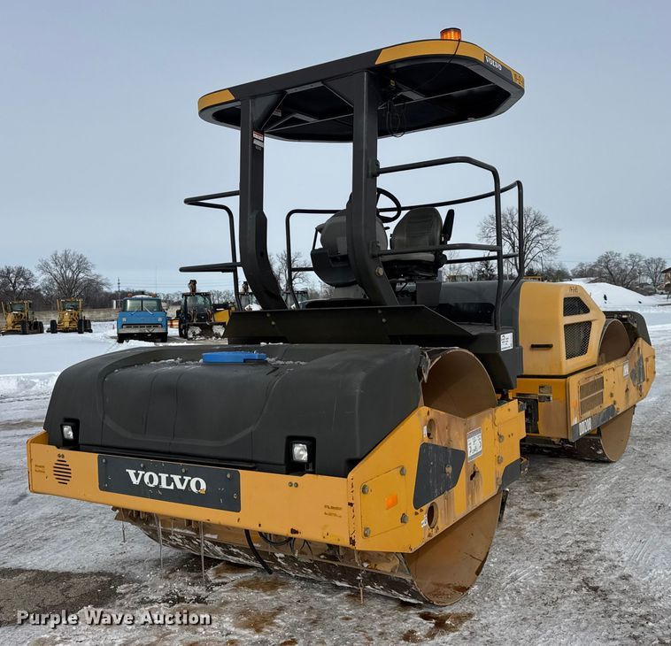 2016 Volvo DD120B double drum vibratory roller - EF2373