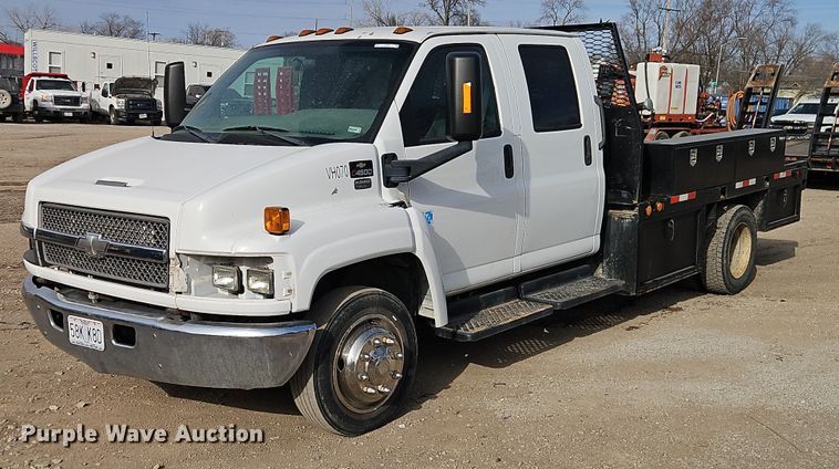 2008 Chevrolet C4500 flatbed truck - EO4943