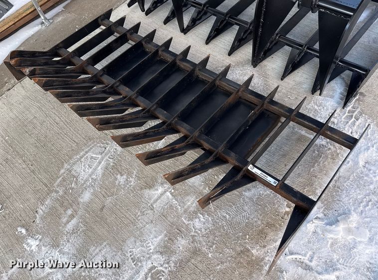 77" W skid steer root rake - EP2865