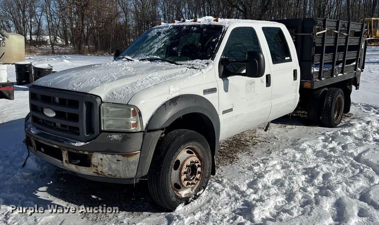 2005 Ford F450 Super Duty XL Crew Cab flatbed pickup truck - ER0397
