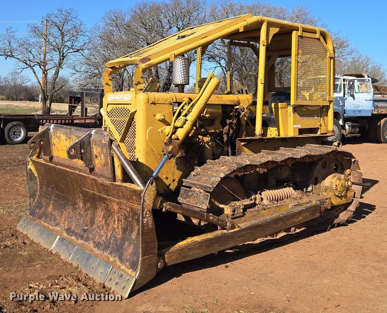 Caterpillar D4D dozer - ET1243