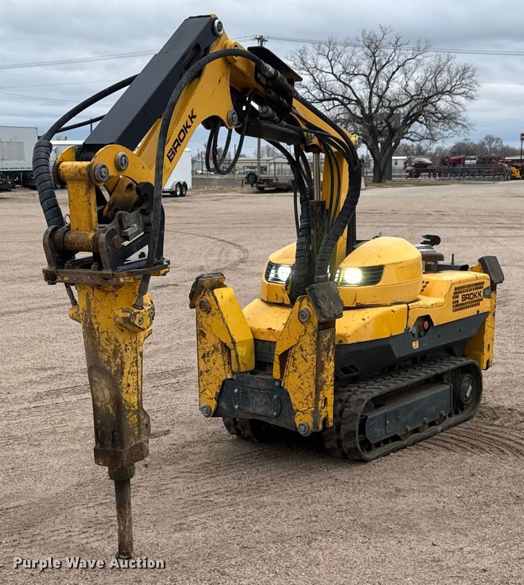Brokk 120 DII demolition robot - ET4330