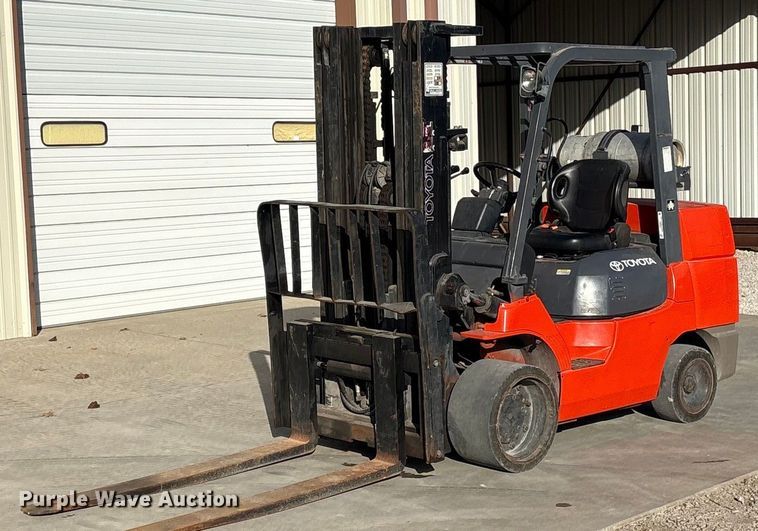 Toyota 7FGCU45 forklift - EV2651