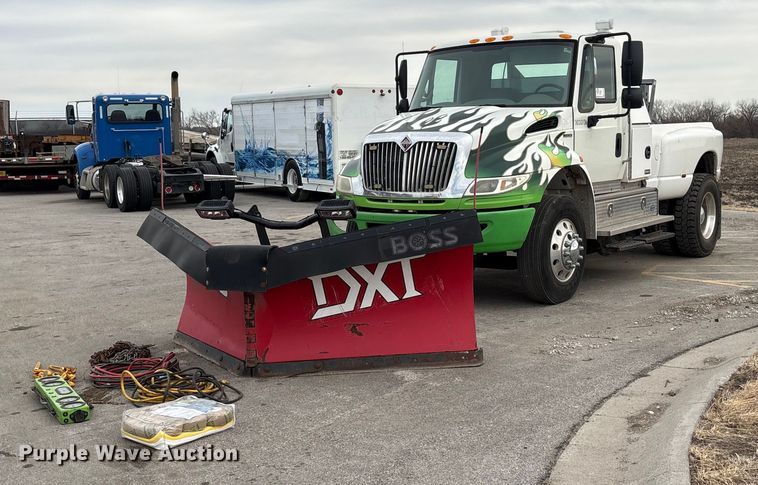 2010 International MA025 tow truck - FG2627