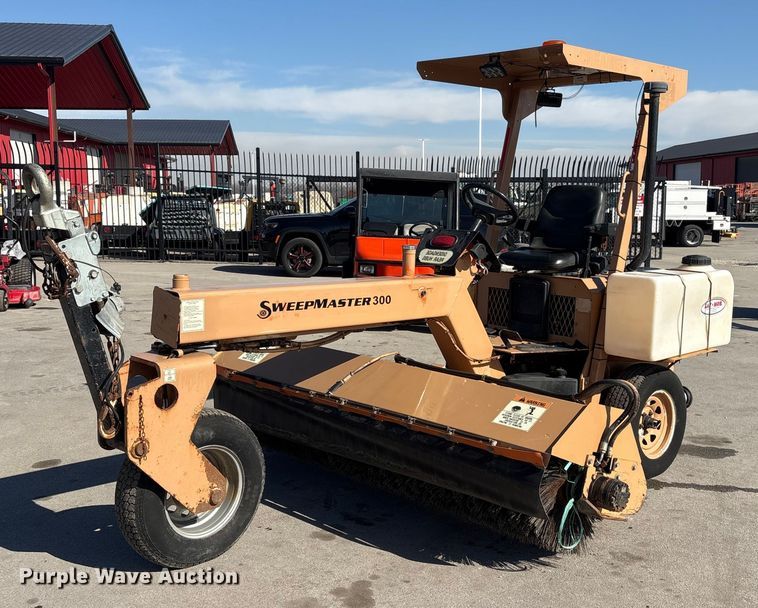 2018 Laymor SM300 sweeper - FG2674
