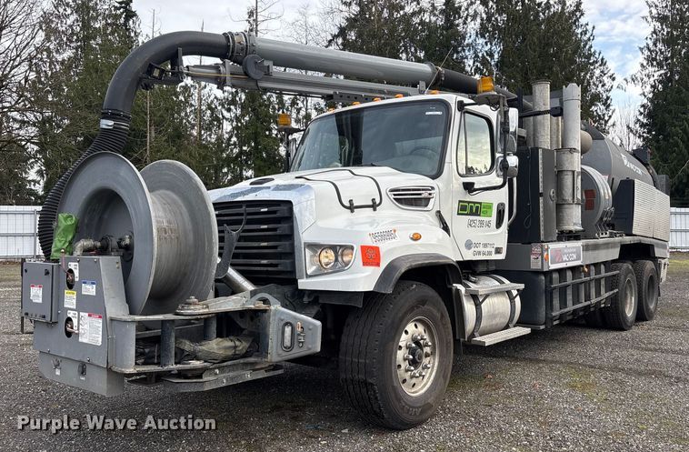 2019 Freightliner 114SD sewer jetter truck - YA1875