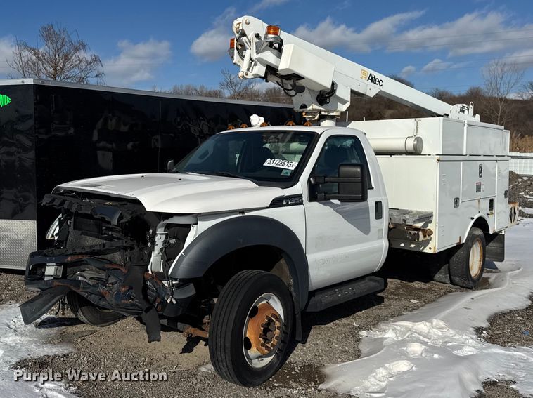 2015 Ford F450 Super Duty  bucket truck - YA1971