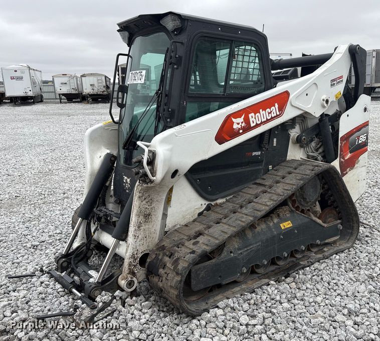 2023 Bobcat T86 R-Series tracked skid steer loader - YA2107