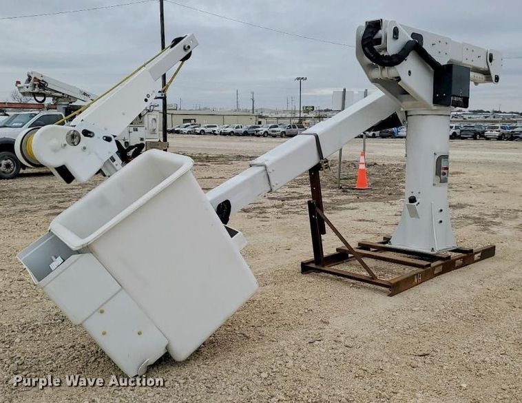 Bucket lift - YA2168