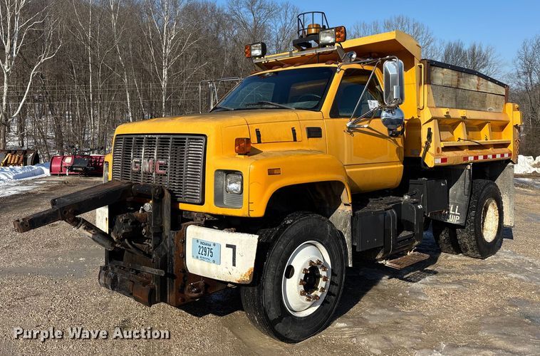 2002 GMC C8500 dump truck - DW7498