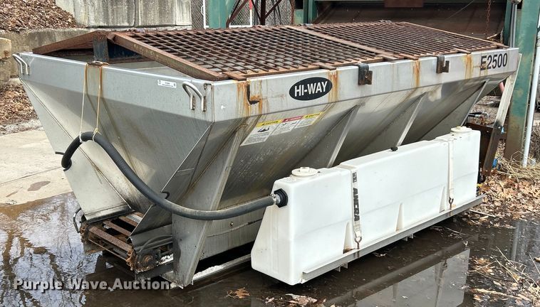 HI-Way E2500 spreader - ET6890
