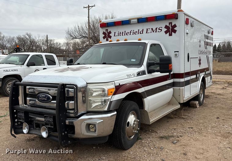 2012 Ford F350 Super Duty ambulance - EU4798