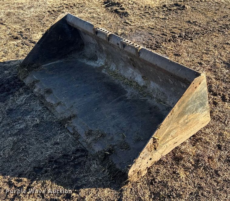 Bobcat skid steer bucket - FB0730