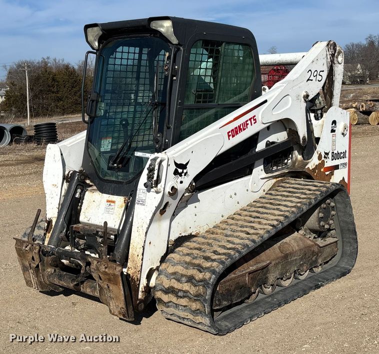 2016 Bobcat T750 tracked skid steer loader - FB2989