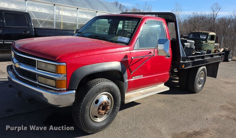 2000 Chevrolet K3500 flatbed pickup truck - FI0802