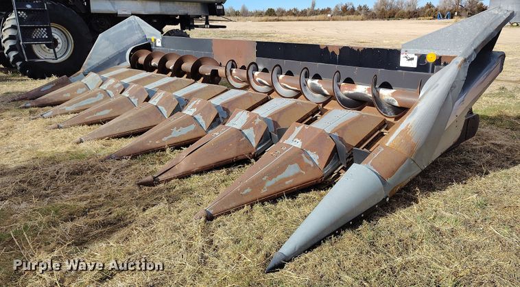 Gleaner corn head - DT0831