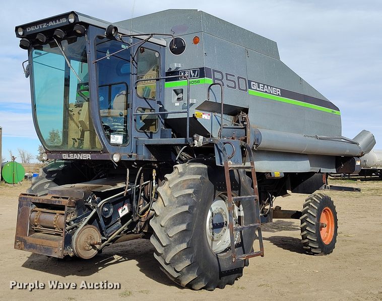 Gleaner R50 combine - DT0838