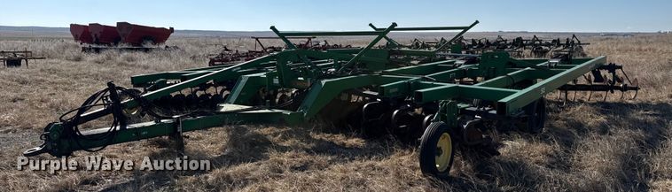 John Deere 512 disk ripper - EP2883