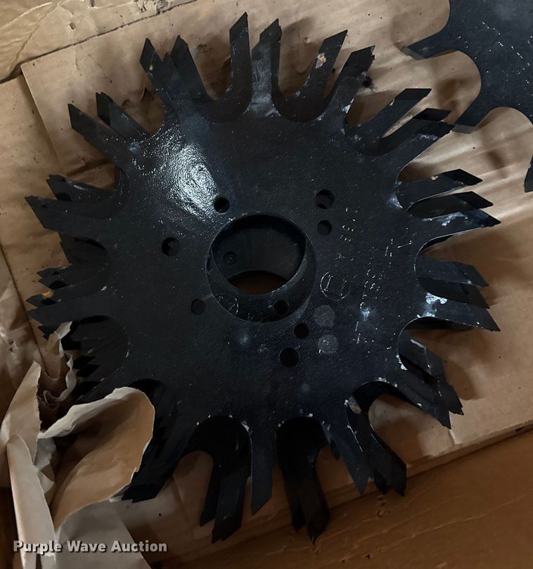 Martin-Till row cleaner wheels - EP2887