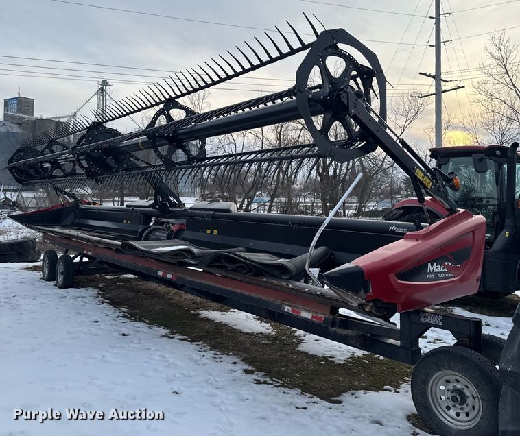 2014 MacDon FD75 flex draper head - YA1978