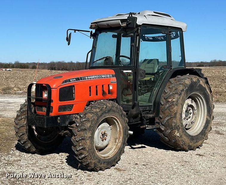 2004 AGCO GT65 MFWD tractor - YA1979