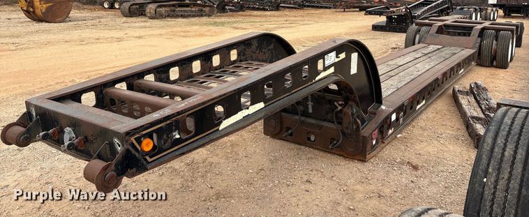 1983 Siebert low boy beam trailer - EE1400