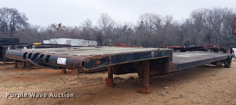 1976 Nabors drop deck trailer - EE1429