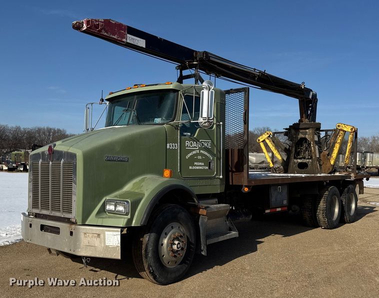 2001 Kenworth T880 flatbed truck - ER0409