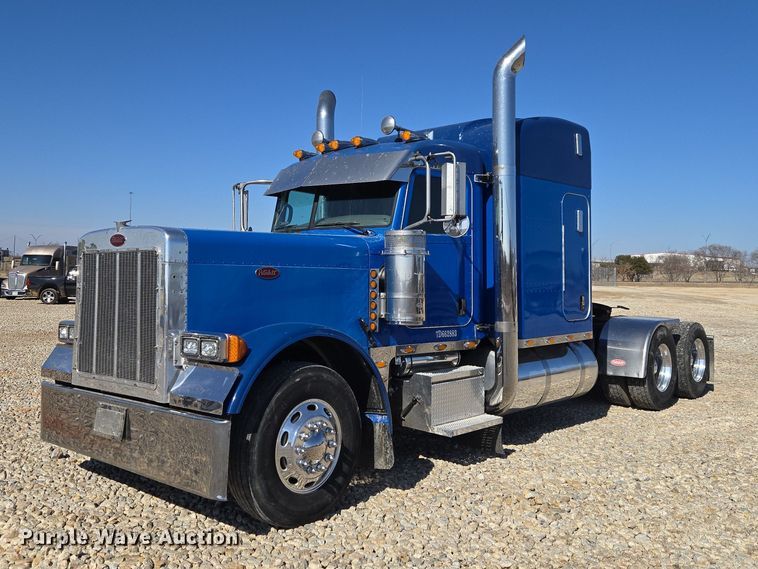 2007 Peterbilt 379 semi truck - ET1246