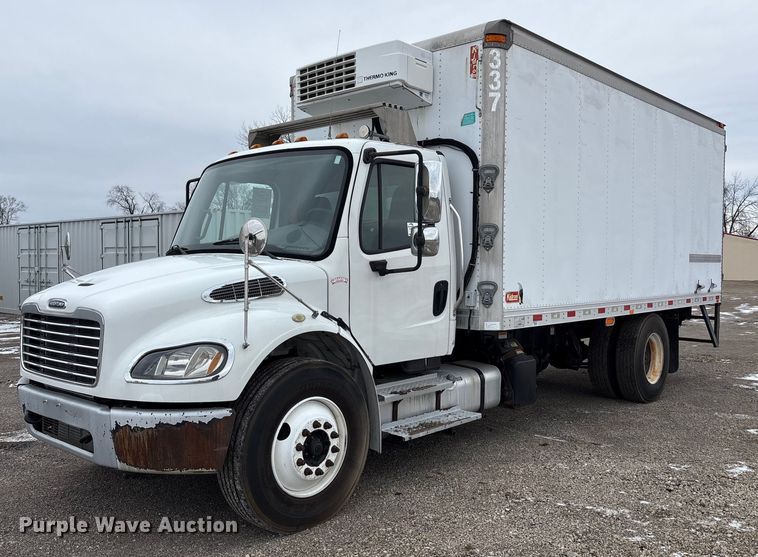 2014 Freightliner Business Class M2 refrigerated truck - FK1110