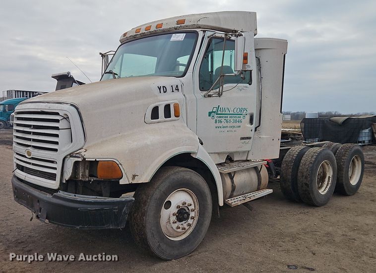 1999 Sterling A-Line semi truck - FN5560