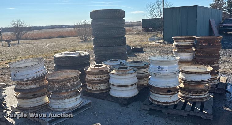 Tires and wheels - FO3541