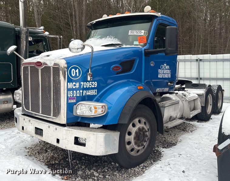 2022 Peterbilt 567 semi truck - YA1687