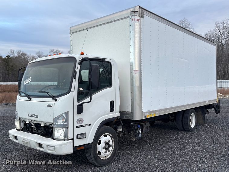 2019 Isuzu NRR  box truck - YA1767