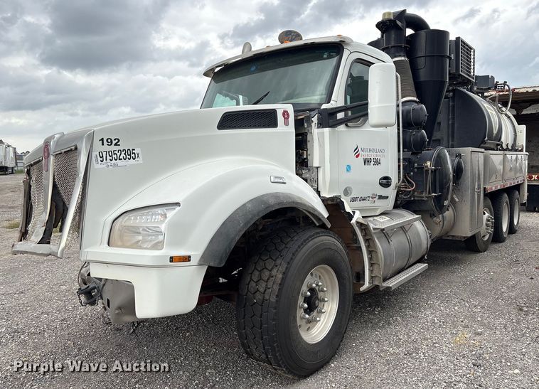 2024 Kenworth T880 hydrovac truck - YA1908