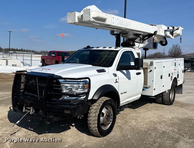 2022 RAM 5500HD bucket truck - DW7479