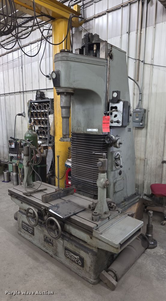 Berco & Cotti  AC750A vertical sleeve bore machine - DZ3817