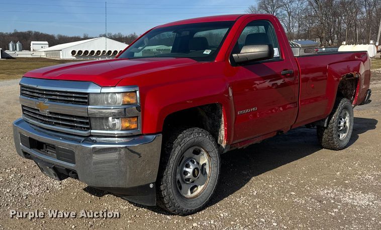 2015 Chevrolet Silverado 2500HD pickup truck - EF2427
