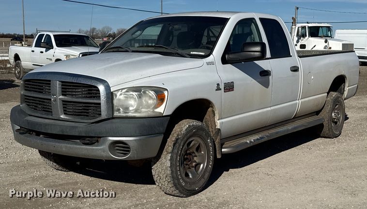2009 Dodge Ram 2500 Ext. Cab pickup truck - EP2902