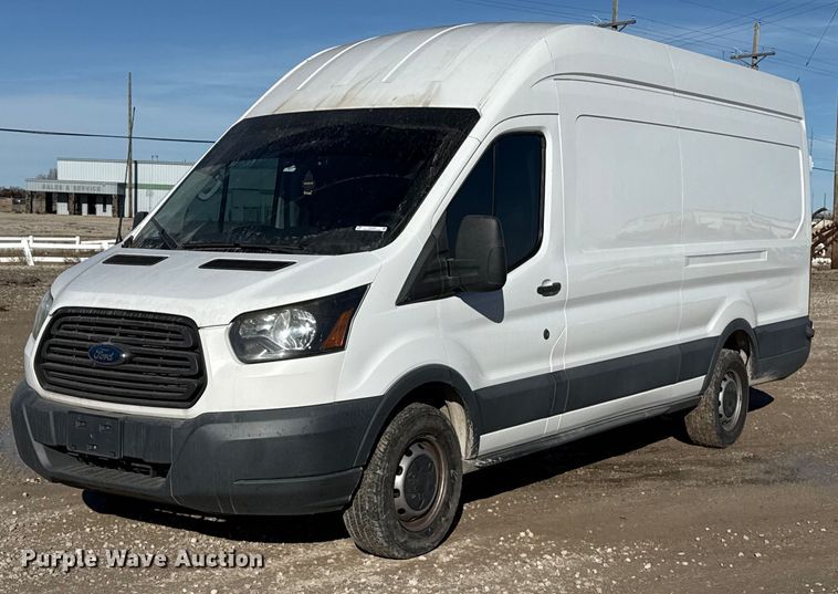 2017 Ford Transit van - EP2904