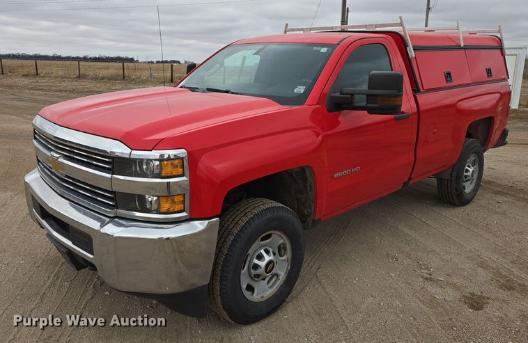 2018 Chevrolet Silverado 2500HD pickup truck - ES2831